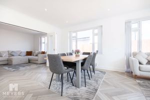 Photo 25- click for photo gallery